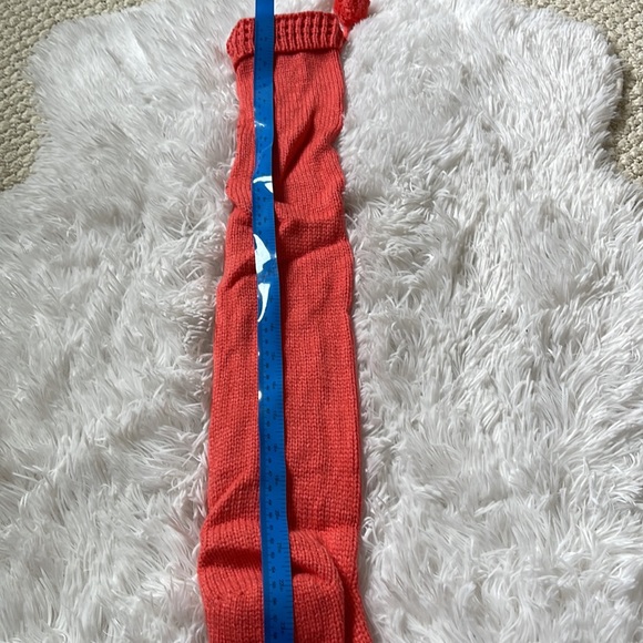 Over the knee warm knit socks with pom poms - Picture 7 of 8